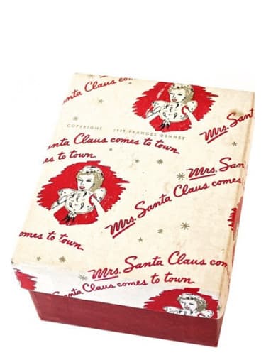 Mrs Santa Claus Comes To Town